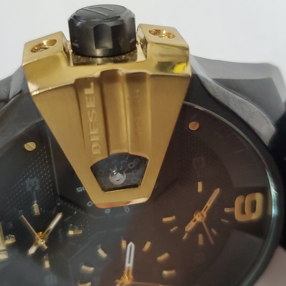 Diesel Men's Watch - Picture 8 of 9